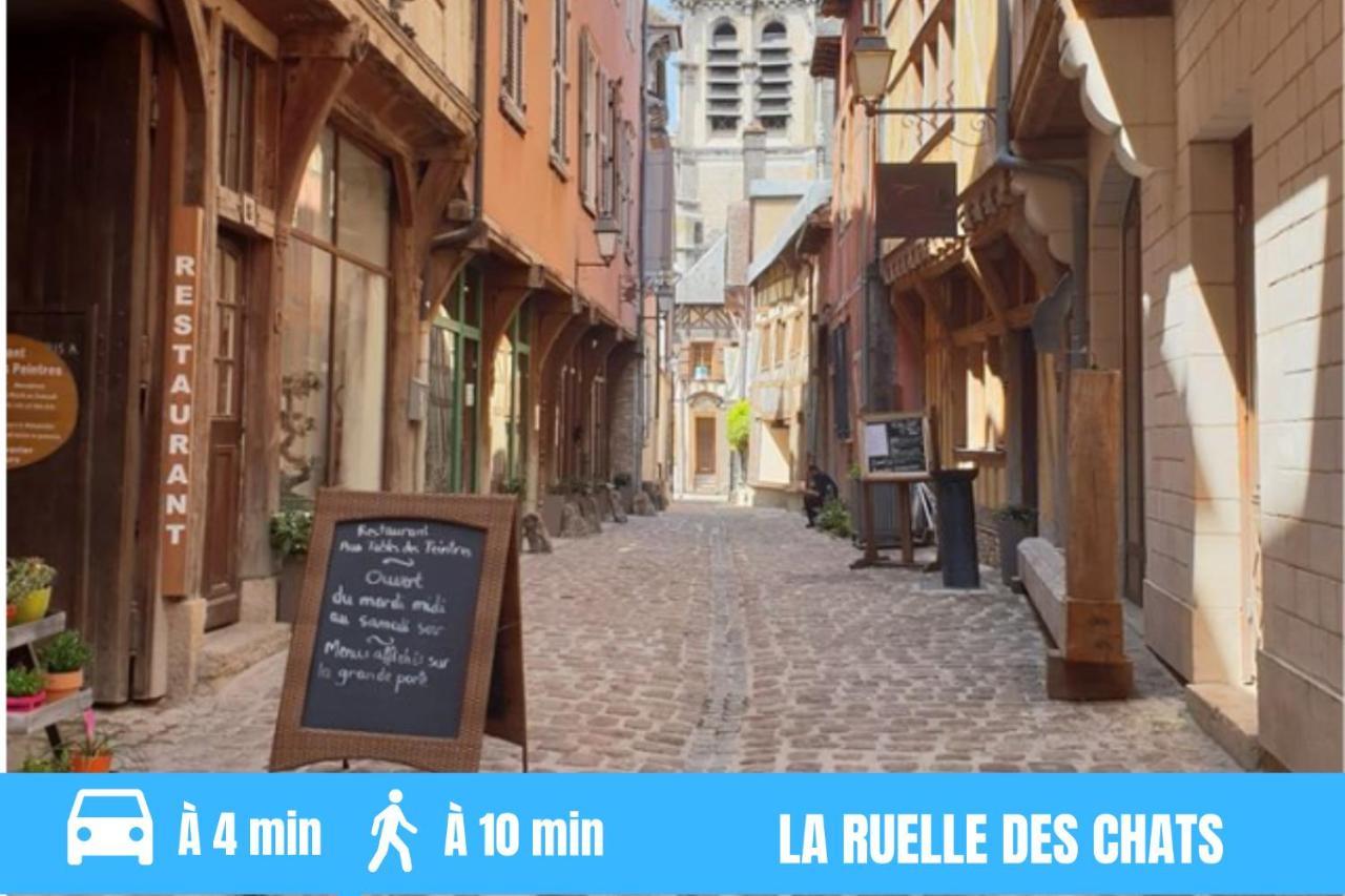 Joli Studio Meuble Tout Equipe Hyper Centre Wifi Apartment Троа Екстериор снимка